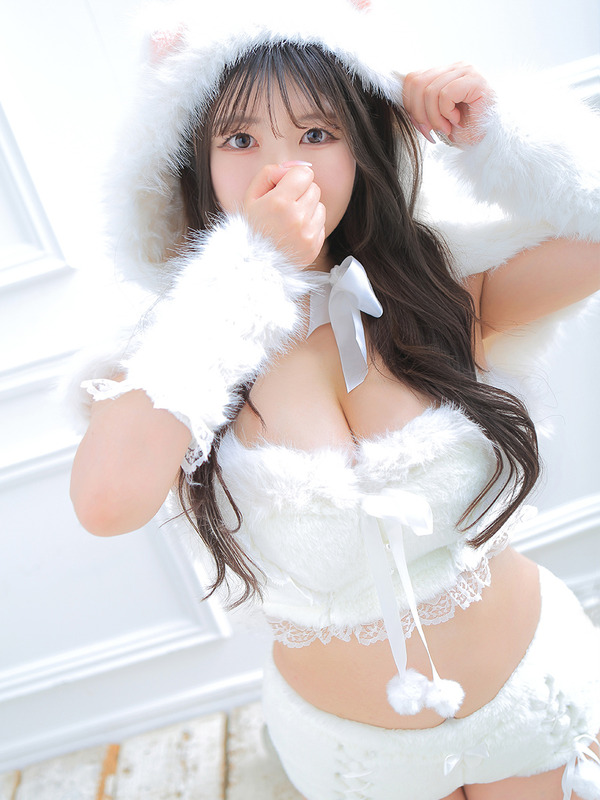 あいな
